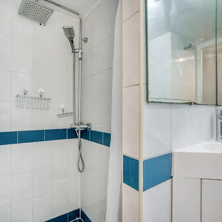 2 Min Walk From The Beach Of Port Vieux-free Cancellation Policy *