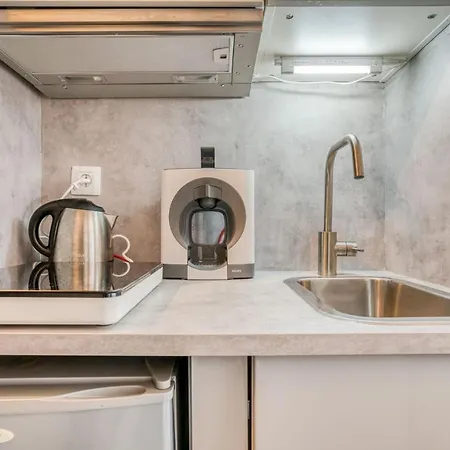 2 Min Walk From The Beach Of Port Vieux-free Cancellation Policy Biarritz